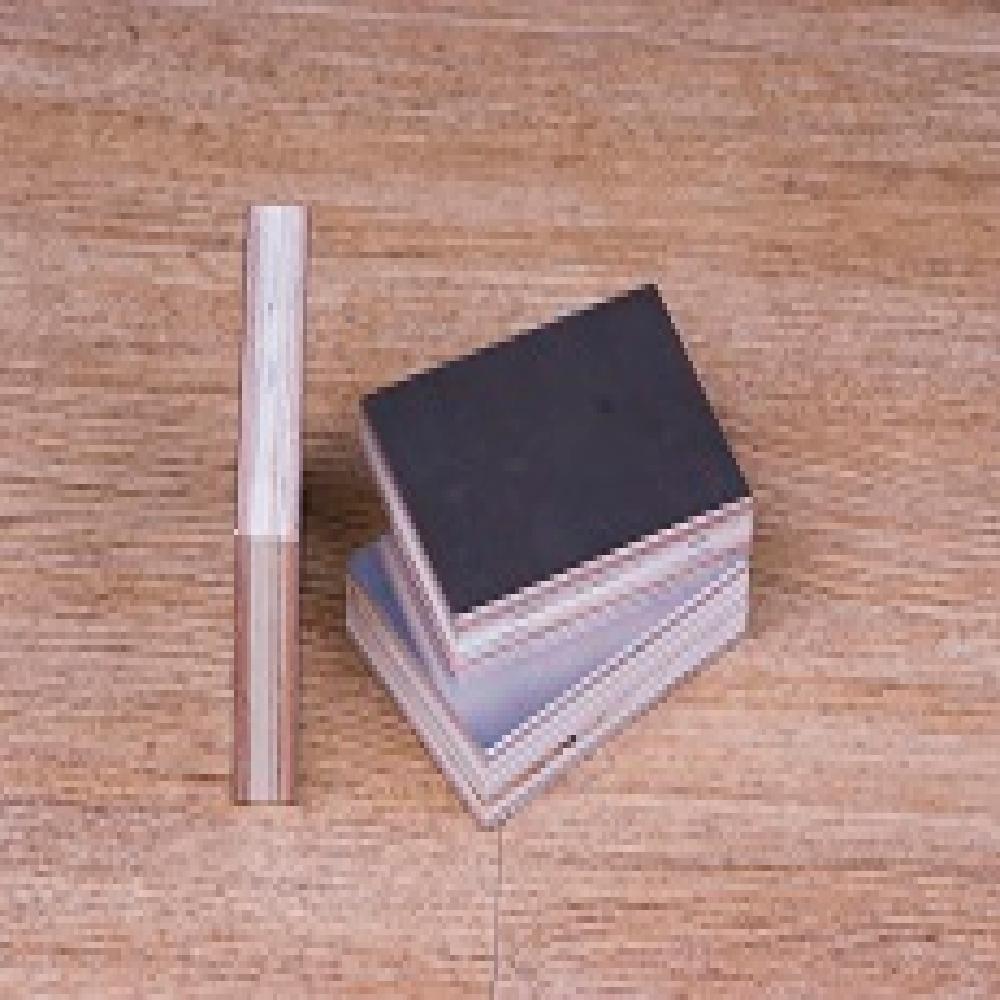 Floor board in railway