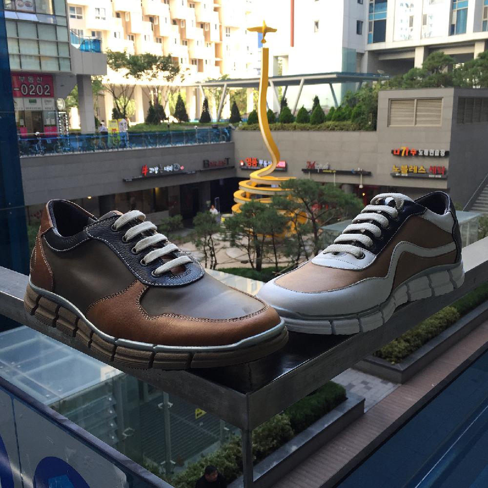 REDMETEOR DESIGN SHOES