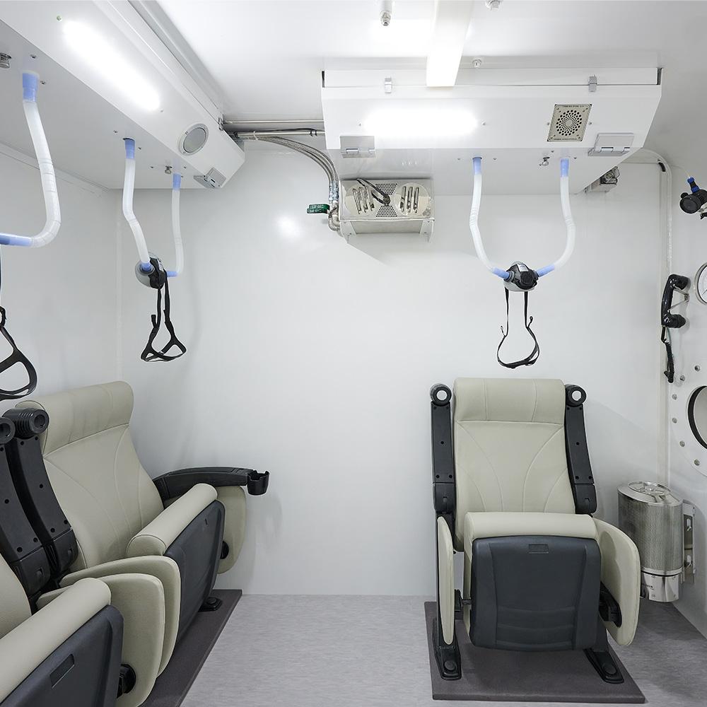 Multiplace hyperbaric oxygen chamber IBEX Tetragon